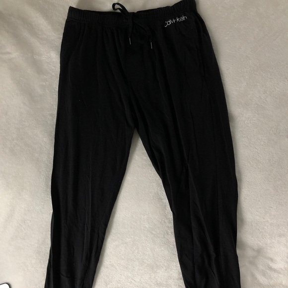 Calvin Klein Joggers - Black - Picture 1 of 2